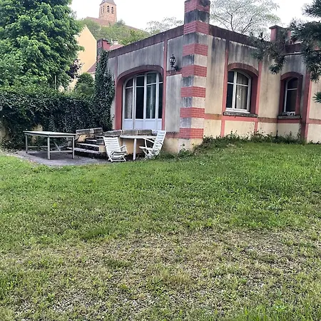 Maison Hébergement de vacances *